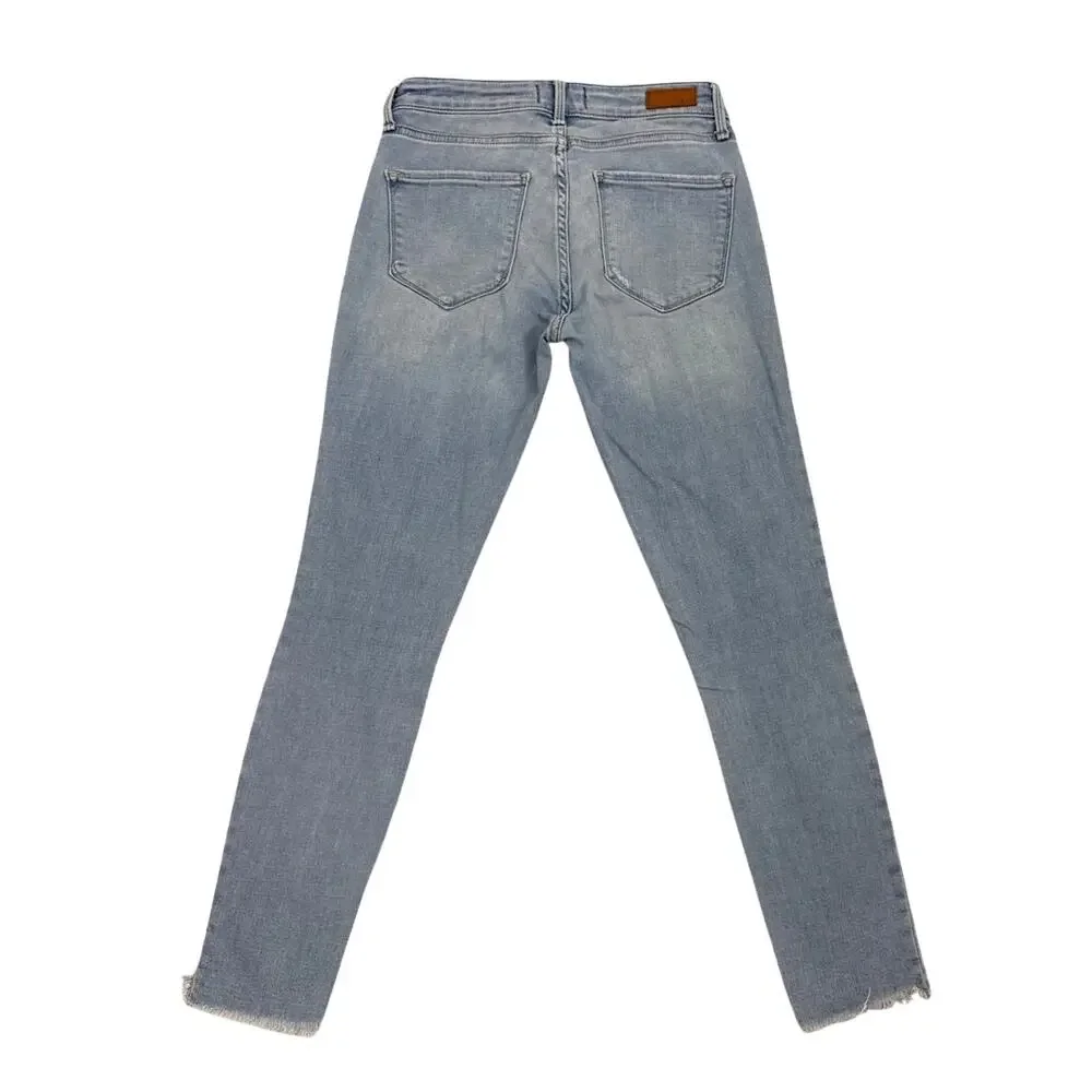 Abercrombie & Fitch Blue Denim Low Rise Distressed Harper Ankle Jeans Size 24/00